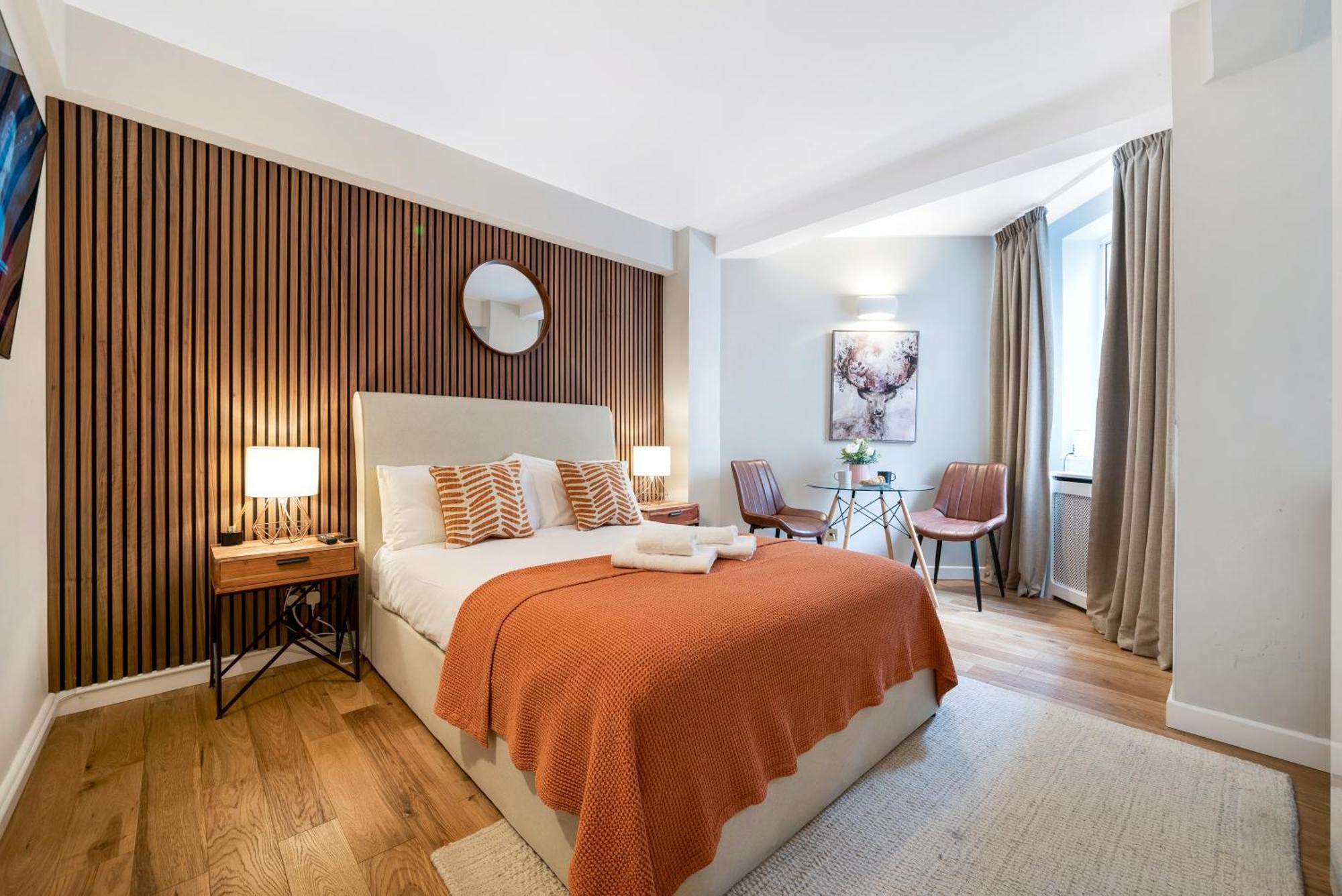Elegant Apartment In Chelsea Лондон Екстериор снимка